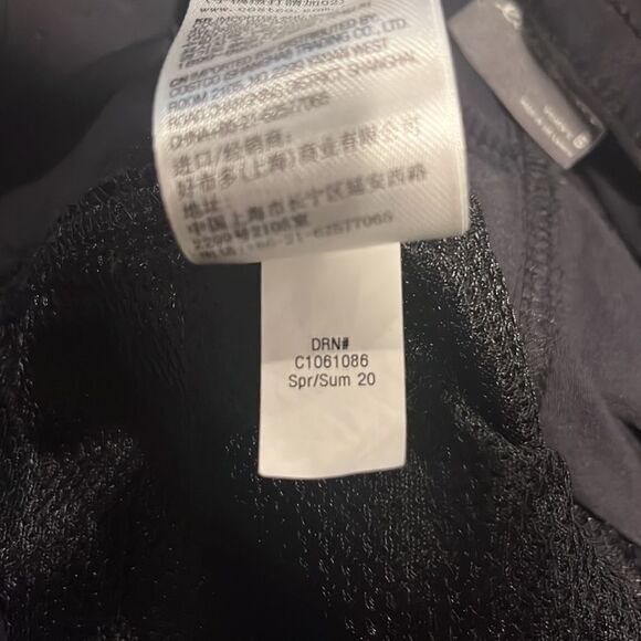 Eddie Bauer Rainier Black Hiking Capris with Elastic Ankle Scrunch - Picture 9 of 10